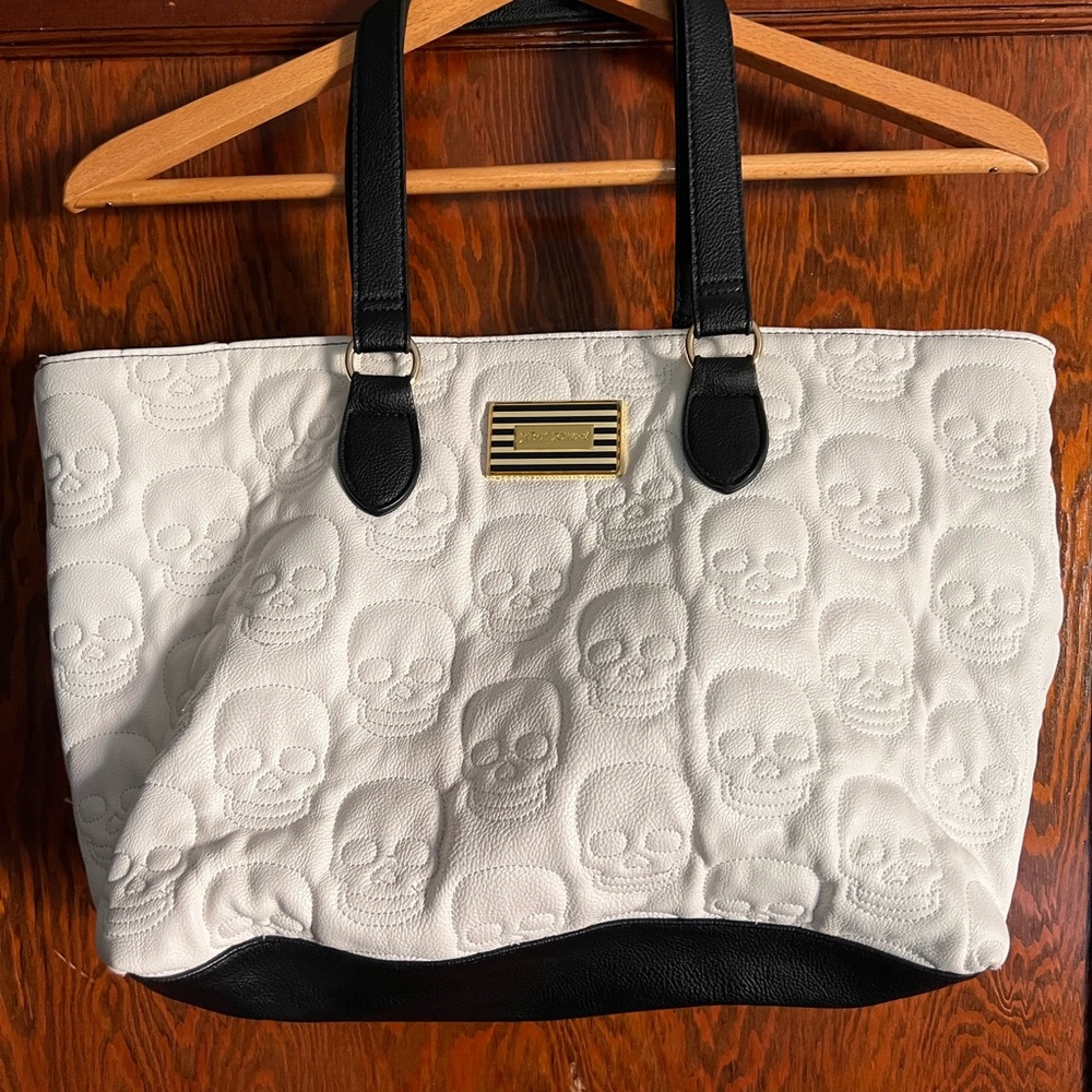 Betsy Johnson White and Black Skull Embossed Tote Bag
